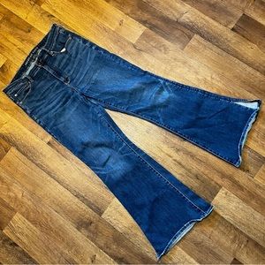 AEO women's Super Hi-Rise Flare Jeans